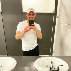 Meet your Posher, Alex